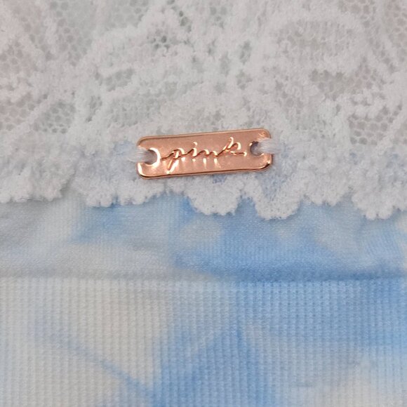 PINK Victoria's Secret Seamless Blue and White Tie Dye Lace Trim Plunge Bralette - Picture 8 of 12